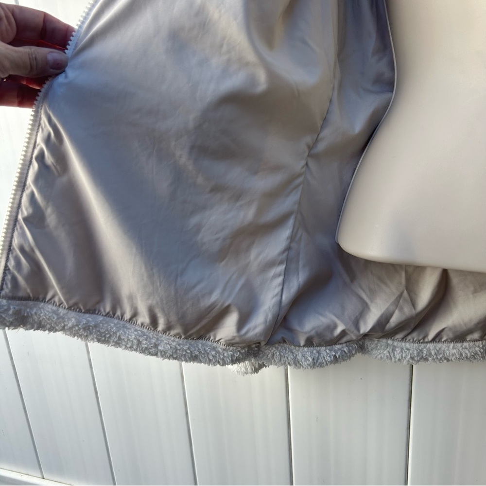 Patagonia Women's Los Gatos Fleece Jacket Full Zip Birch White | Size Medium - Picture 9 of 12